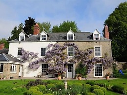 Church House Kington