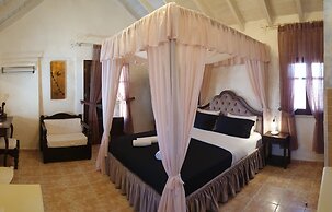 Odos Oneiron Boutique Hotel