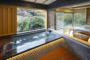Hotel Okada