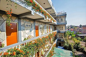 Hotel Grand Holiday