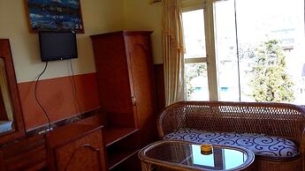 Hotel Grand Holiday