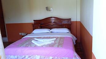 Hotel Grand Holiday