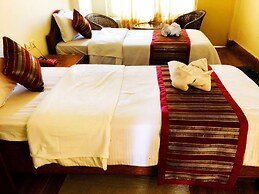 Hotel Grand Holiday