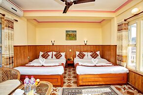 Hotel Grand Holiday
