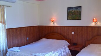 Hotel Grand Holiday