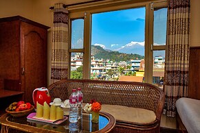 Hotel Grand Holiday