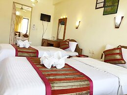 Hotel Grand Holiday