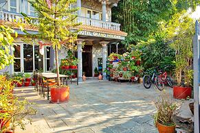 Hotel Grand Holiday