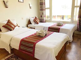 Hotel Grand Holiday