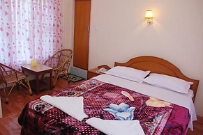 Hotel Grand Holiday