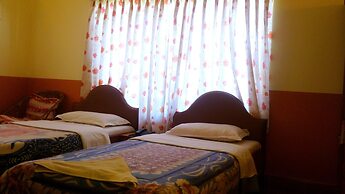 Hotel Grand Holiday