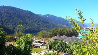 Hotel Grand Holiday