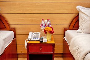 Hotel Grand Holiday