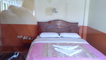 Hotel Grand Holiday