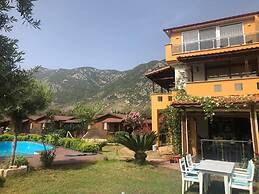 Ada Boutique Hotel