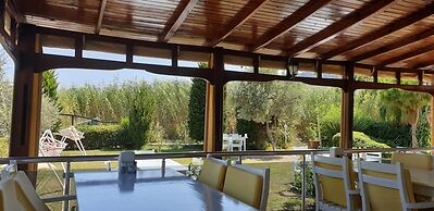Ada Boutique Hotel