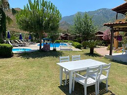 Ada Boutique Hotel