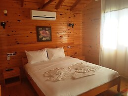 Ada Boutique Hotel