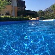 Ada Boutique Hotel