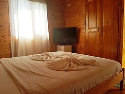 Ada Boutique Hotel