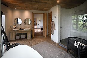 Madikwe Safari Lodge