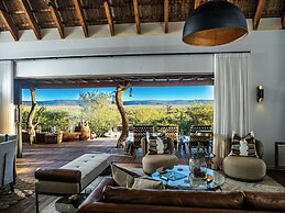 Madikwe Safari Lodge
