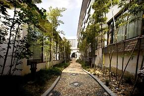 Garden Hotel