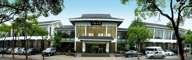 Garden Hotel