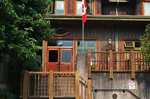 Howe Sound Inn & Brewing Company