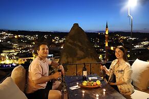 Castle Cave Hotel