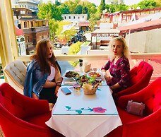 Charm Hotel