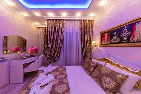 Charm Hotel