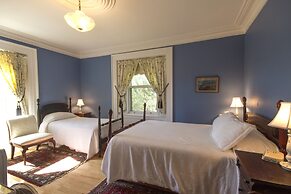 Homeport Historic Bed & Breakfast/Inn c 1858