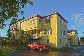 Homeport Historic Bed & Breakfast/Inn c 1858