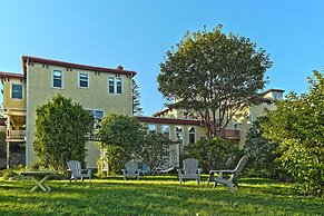 Homeport Historic Bed & Breakfast/Inn c 1858