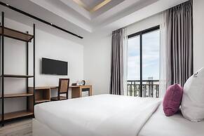 King Grand Boutique Hotel