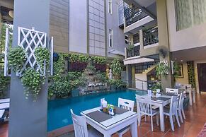 King Grand Boutique Hotel