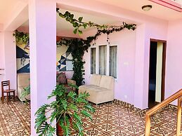Backyard Hotel