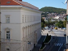 Rooms Damira Split