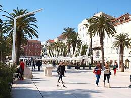 Rooms Damira Split