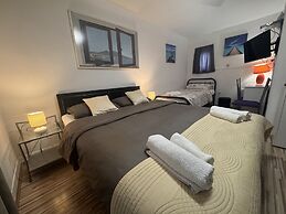 Rooms Damira Split