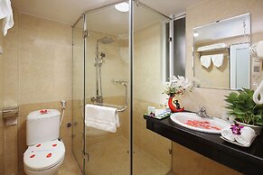 Aquarius Grand Hotel