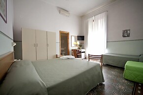Hotel Serena