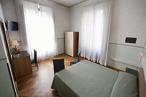 Hotel Serena