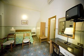Hotel Serena