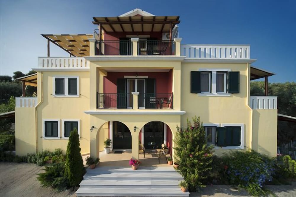 Hotel Irida