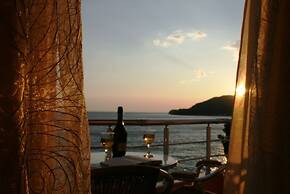 Mare Bed & Breakfast Hotel