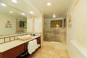 Almond Beach Resort at Jaguar Reef
