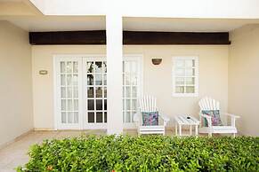 Almond Beach Resort at Jaguar Reef