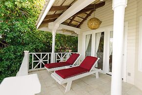 Almond Beach Resort at Jaguar Reef